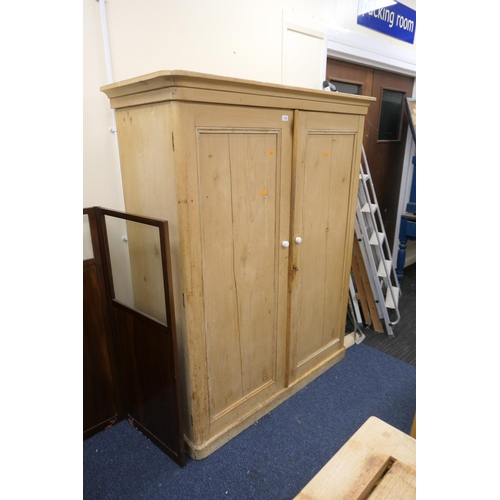 530 - Victorian pine parlour cabinet fitted with shelves, width 130cm, height 163cm