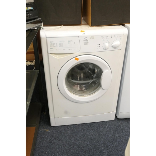 546 - Indesit WIA111 washing machine