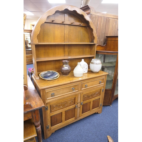 587 - Oak cottage dresser, width 122cm, height 190cm