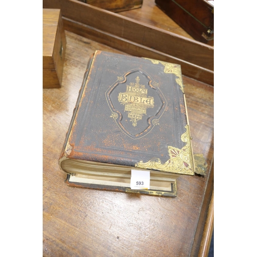 593 - Victorian family Bible, illustrated