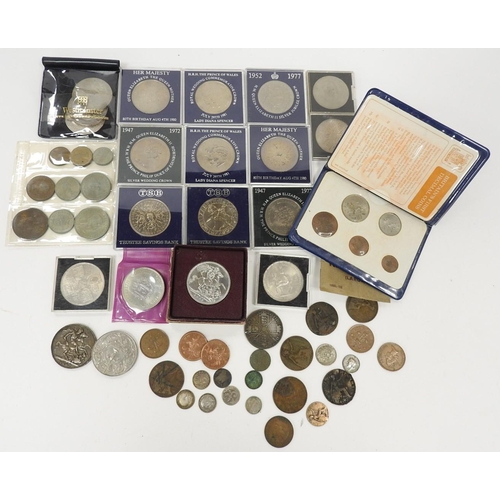 307 - Assortment of British commemorative and other coins