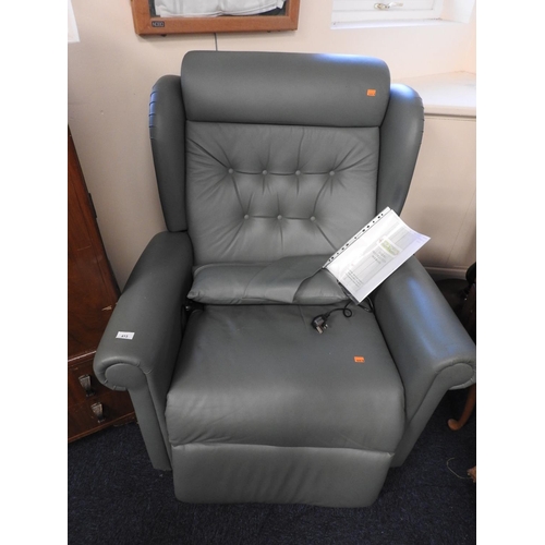 413 - British Mobility electric reclining armchair