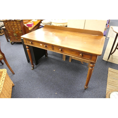 590 - Victorian mahogany washstand, width 122cm