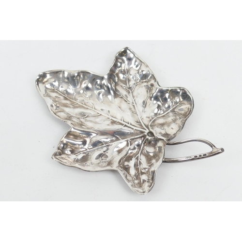 215 - Late Victorian silver leaf dish, maker N&W, Birmingham 1899, 17.5cm, weight approx. 86g