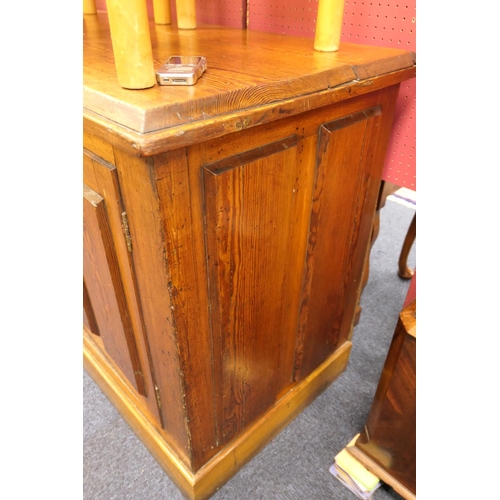 911 - Victorian pitch pine dresser, late 19th Century, fitted with two central short drawers and two long ... 