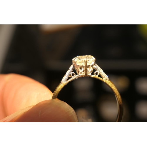 302 - Diamond solitaire ring, the round old brilliant cut diamond of approx. 0.95ct, colour estimated as K... 