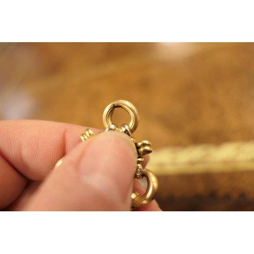 390 - 18ct gold circular and cross bar link bracelet, with large ring clasp, length 21cm, weight approx. 1... 