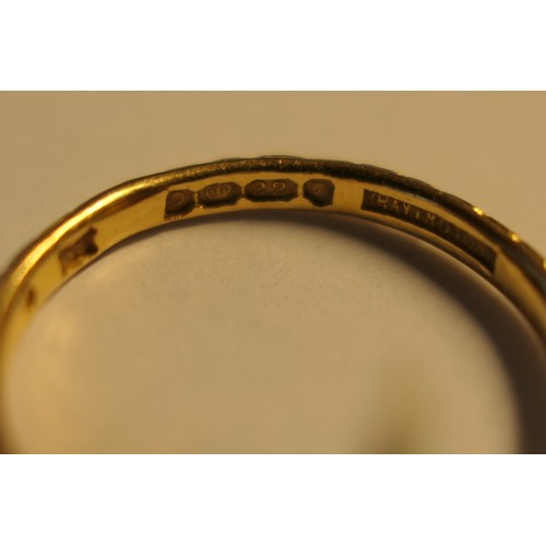 365 - 22ct gold wedding ring, chased with a chevron design, size N, weight approx. 2.6g; also a platinum w... 