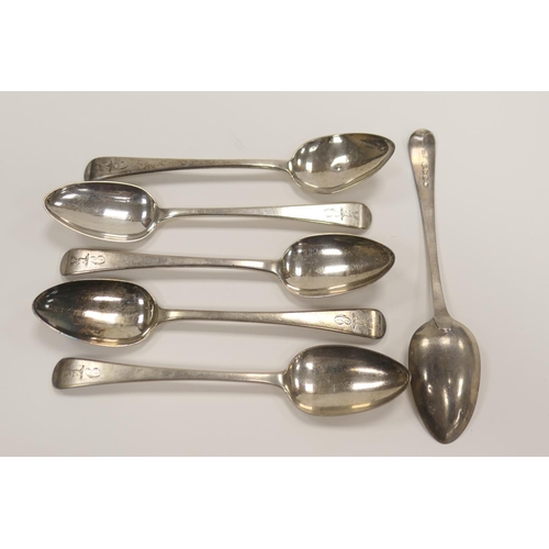 333 - Set of six George IV silver Old English pattern dessert  spoons, maker GP, London 1826, gross weight... 