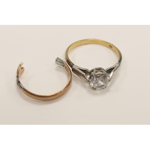 384 - 9ct gold and white stone dress ring in white metal mounts and unmarked yellow coloured ring, ring si... 