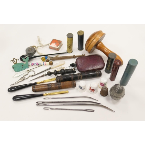 456 - Assorted sewing accessories including thimbles, sock darner and other accessories