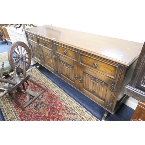 498 - Oak linenfold sideboard, length 187cm