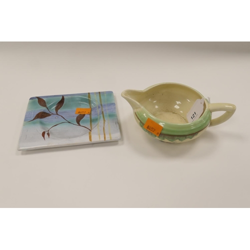 121 - Clarice Cliff Wilkinson Pottery sauce boat; also a Clarice Cliff Bizarre square dish (2)