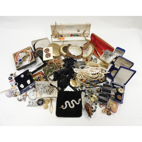 301 - Assorted costume jewellery including a past Mayoress enamelled silver badge, decorative paste set je... 