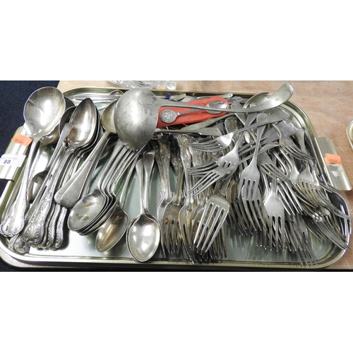 88 - Assorted silver plated flat wares including a small quantity of Kings pattern forks