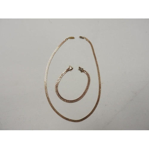 316 - 9ct gold flat curb link necklace, length 44cm; also similar 9ct gold bracelet, length 18.5cm (2), gr... 