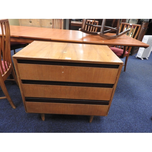 466 - Retro walnut chest of drawers, circa 1960s, width 76cm, height 73.5cm