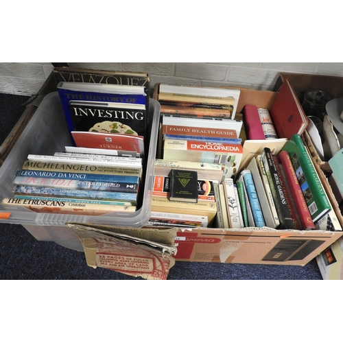 18 - Assorted modern books including antiques and the arts (2 boxes)