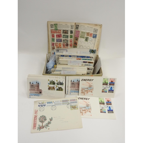 301 - Quantity of first day covers