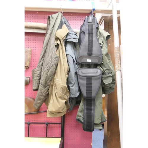 484 - Ron Thompson angler's waistcoat and other sporting clothing