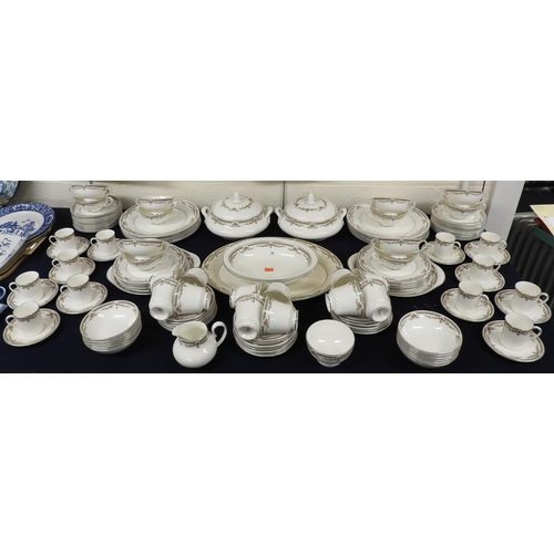 74 - Extensive Royal Doulton Repton pattern dinner, tea and coffee service (approx. 136 pieces)