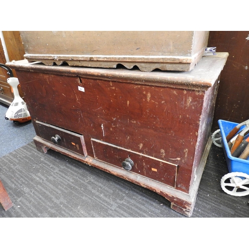 497 - Late Georgian scumballed pine mule chest on bracket feet, width 117cm, height 67cm, depth 57.5cm