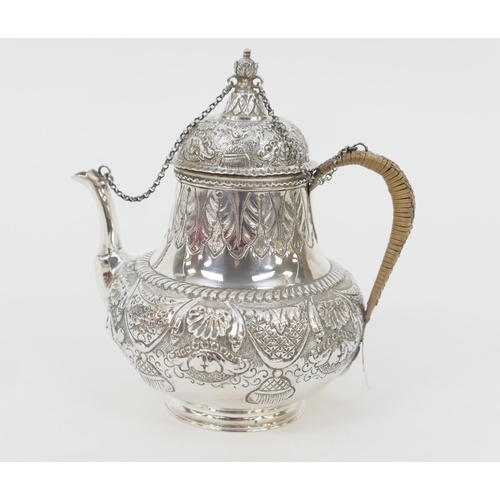 116 - Edwardian silver teapot, by Daniel and John Wellby, London 1905, in 17th Century style, baluster for... 