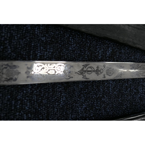 563 - George VI Naval officer's dress short sword, 45.5cm etched blade with royal and naval cyphers inscri... 