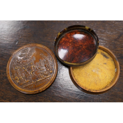 580 - Pressed burr wood circular snuff box, 19th Century, the cover decorated with a scene of revellers, t... 