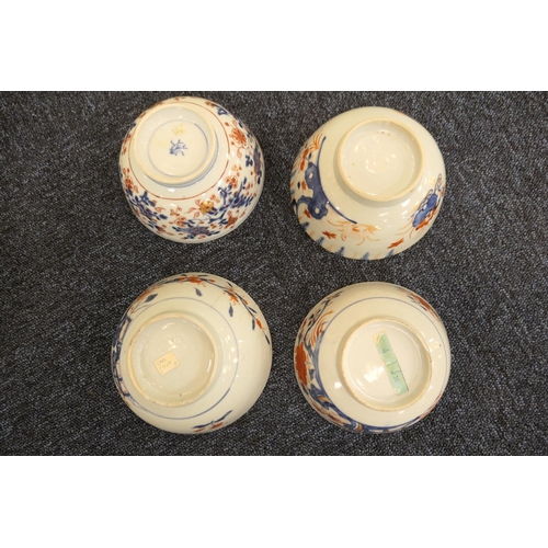 14 - Four Chinese Imari Export bowls, all 18th Century, the largest 15cm diameter