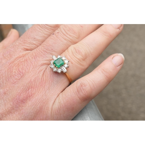 464 - Emerald and diamond cluster ring, square cut emerald of approx. 1ct, flanked by two baguette diamond... 