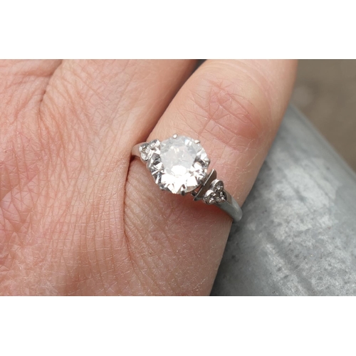 472 - Diamond solitaire ring, the old round cut diamond of approx. 1.25cts, estimated as J/K in colour and... 