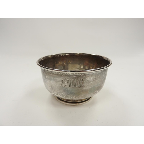 231 - Silver footed bowl inscribed with a monogram, 11cm diameter, London 1926, weight approx. 145g