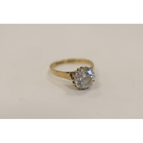 331 - 9ct gold CZ solitaire ring, ring size O, gross weight approx. 2.7g