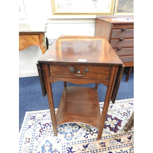 399 - George III mahogany Pembroke table, circa 1780