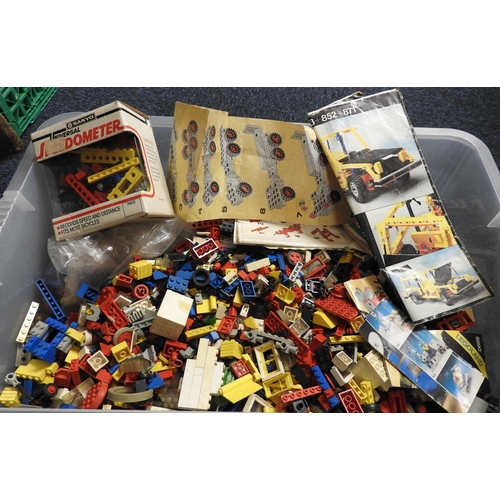 18 - Assorted loose Lego
