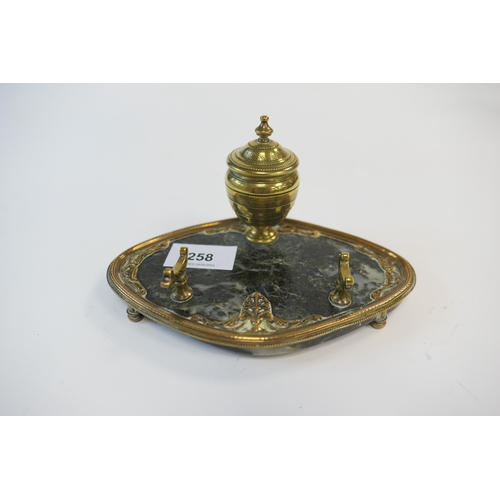 258 - French cast brass and black marble inkwell, late 19th Century, 16.5cm