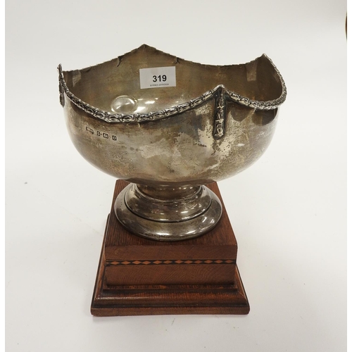 319 - George V silver footed rose bowl, Birmingham 1913, 18cm diameter, weight approx. 405g, mounted on an... 