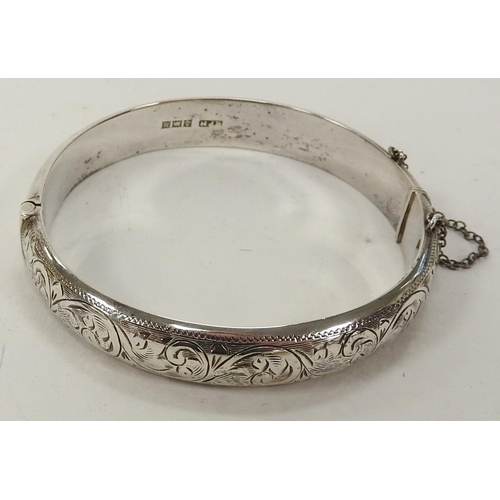 347 - Silver engraved hinged bangle, cuff size 57mm