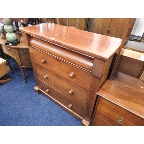 539 - Victorian mahogany chest of drawers, width 109cm, height 109cm