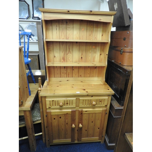 542 - Modern pine cottage dresser, width 92cm, height 183cm