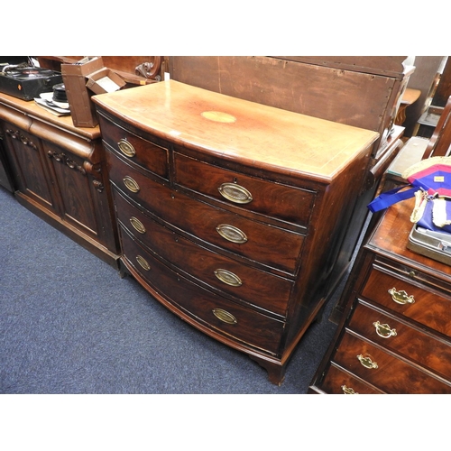 562 - Late Regency mahogany bow front chest of drawers, width 107cm, height 104cm