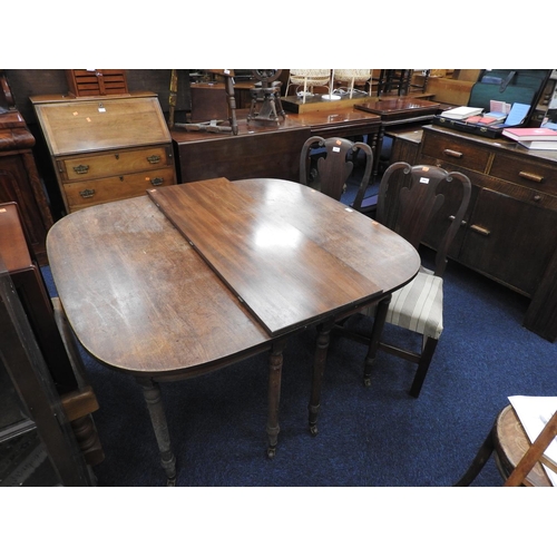 602 - Early 19th Century mahogany D-end dining table with one extra leaf raised on turned legs with castor... 