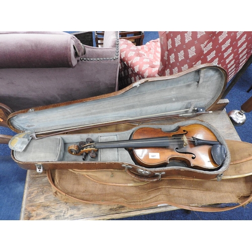 607 - German made Stradivarius copy violin with 14