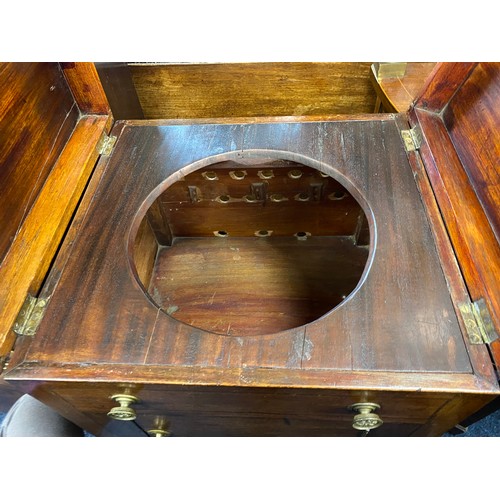 534 - Late George III mahogany washstand; also a George III mahogany pot cupboard (2)