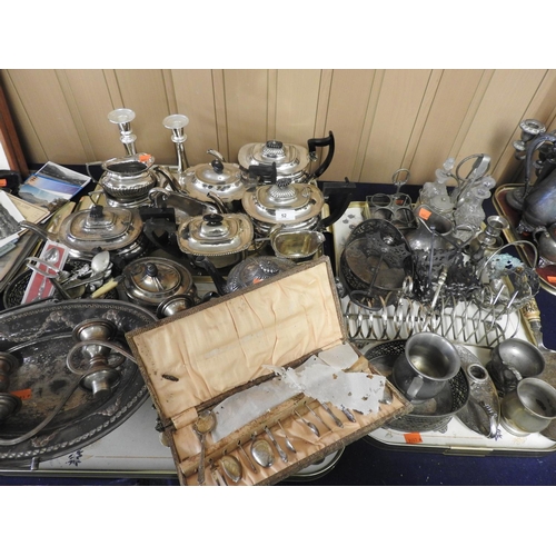 52 - Assorted Victorian and later silver plated wares including numerous teapots, cruet, toast racks etc ... 