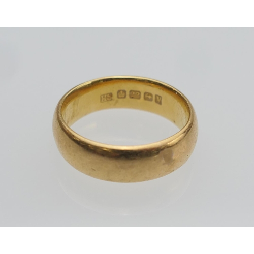 3 - Gent's 22ct gold wedding ring, size N/O, weight approx. 9.7g