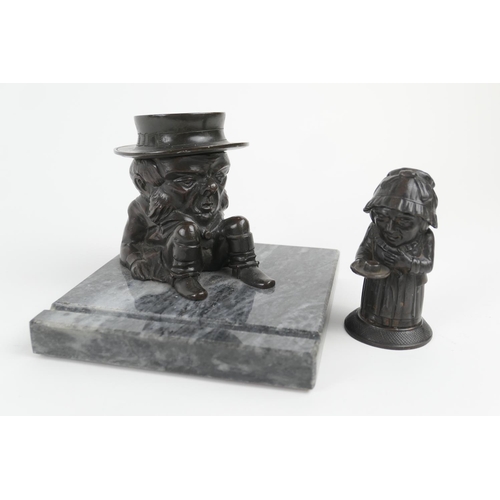 821 - Mansion House dwarf bronze inkstand, probably French, 20th Century, on a grey marble base, width 15.... 