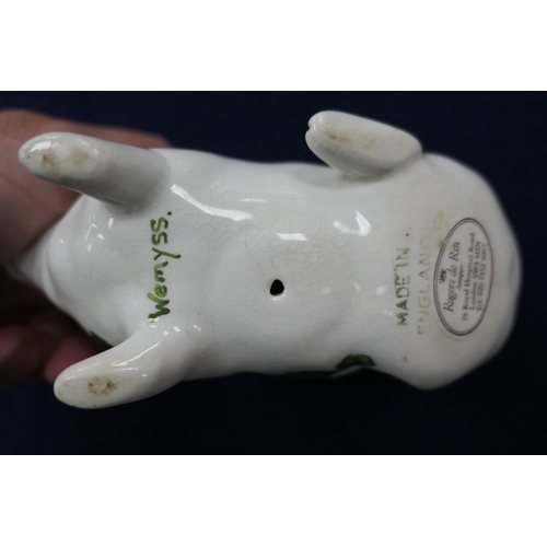 377 - Wemyss Pottery pig, decorated with cabbage roses, painted Wemyss mark, 15.5cm
Provenance: Rogers de ... 