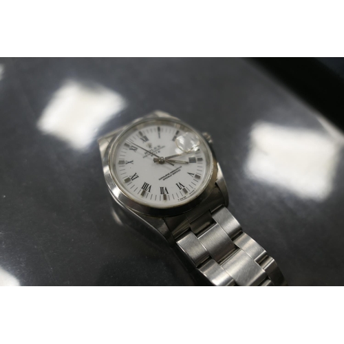 553 - Rolex Oysterdate gent's stainless steel automatic wristwatch, model no. 15200, serial no. T974***, w... 